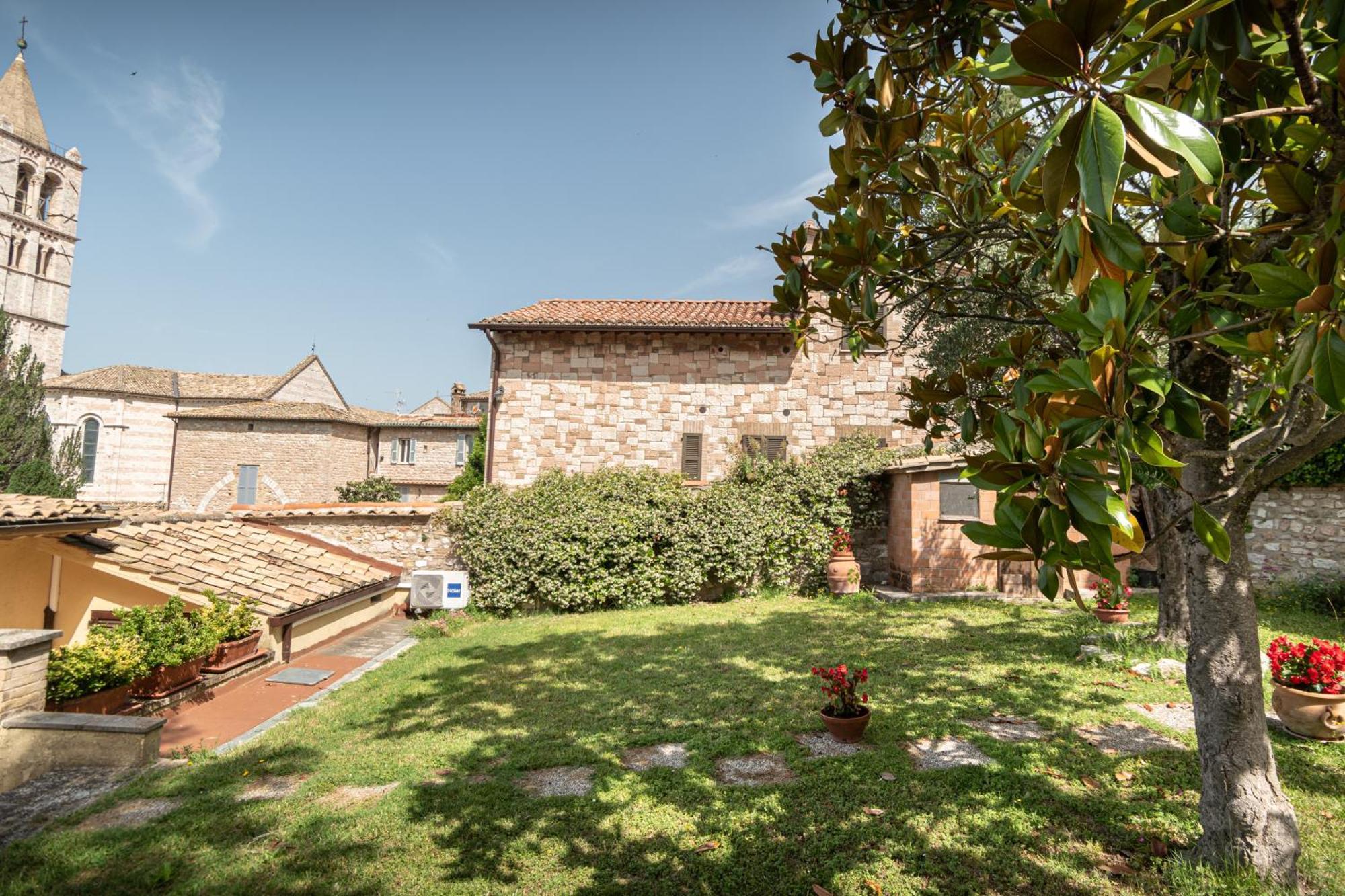 B&B Il Chiostro Assisi Exterior foto